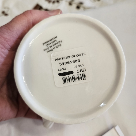 Anthropologie, Hedgehog stacking measuring cups. - Picture 5 of 9